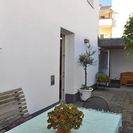 1-zimmer-appartment In Sieglar Appartamento *